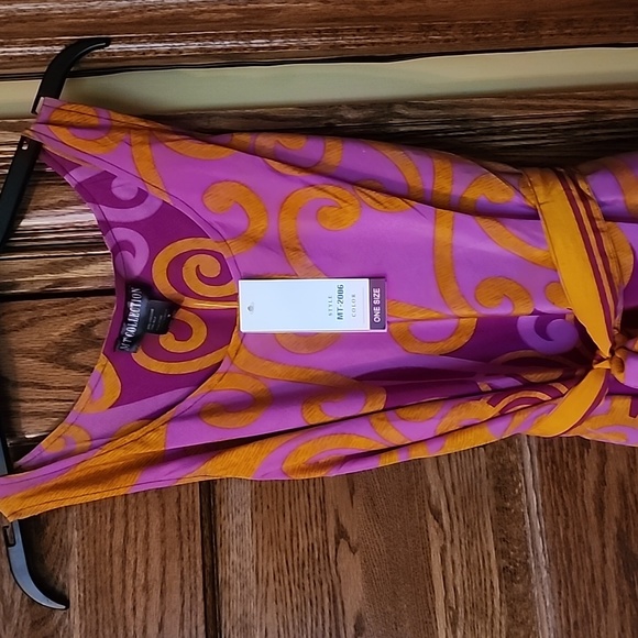 Gorgeous flowy dress NWT one size - Picture 2 of 11